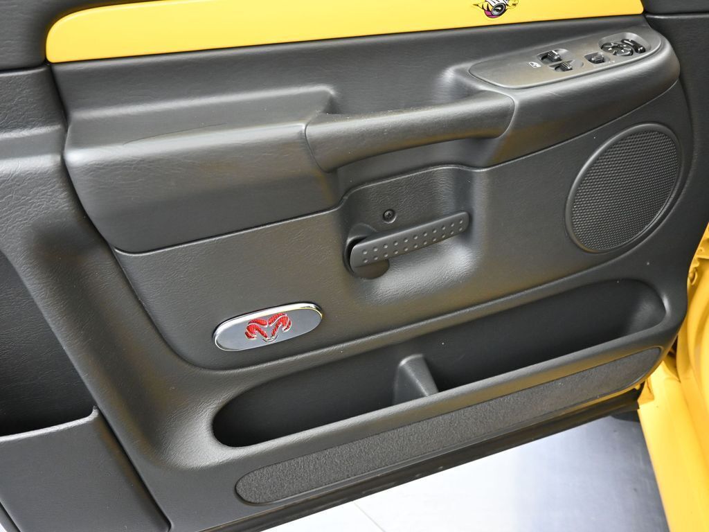 2005 Dodge Ram 1500 SLT