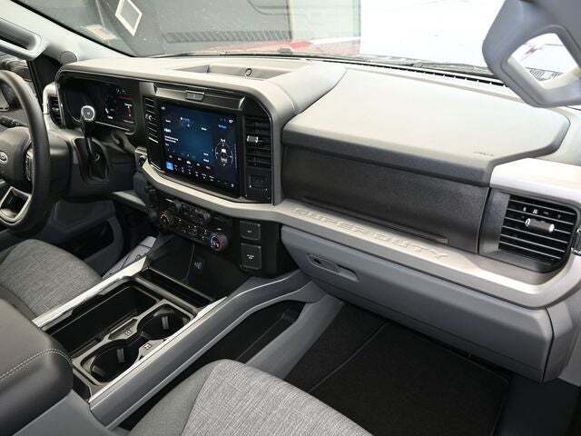 2025 Ford F-250 Super Duty XLT