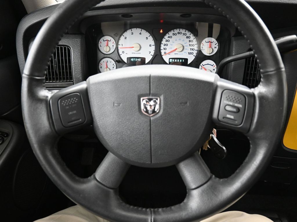 2005 Dodge Ram 1500 SLT