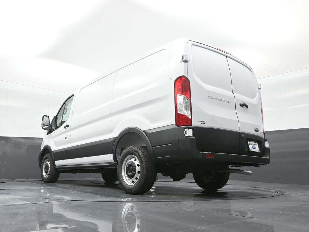 2025 Ford Transit 250