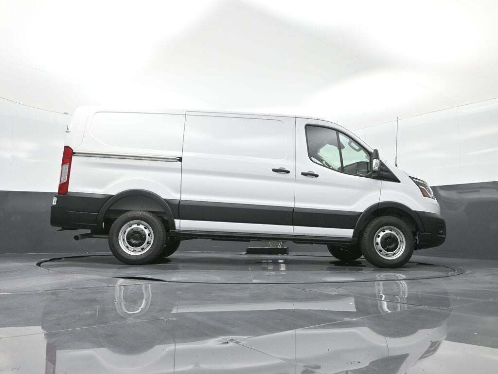 2025 Ford Transit 250