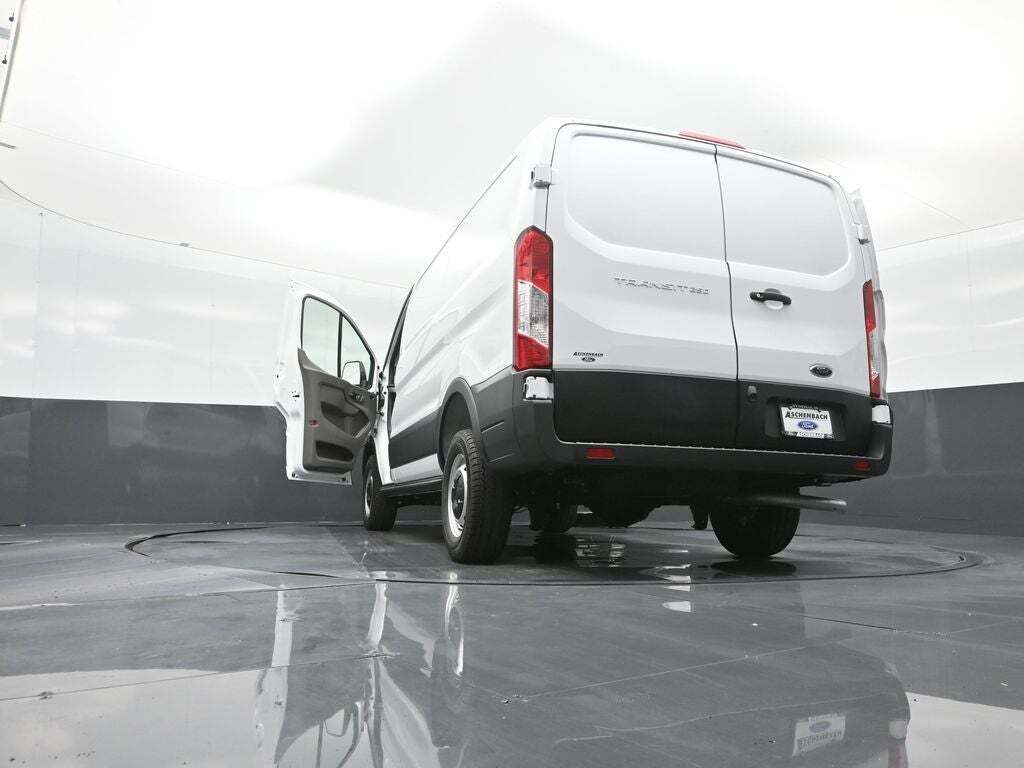2025 Ford Transit 250