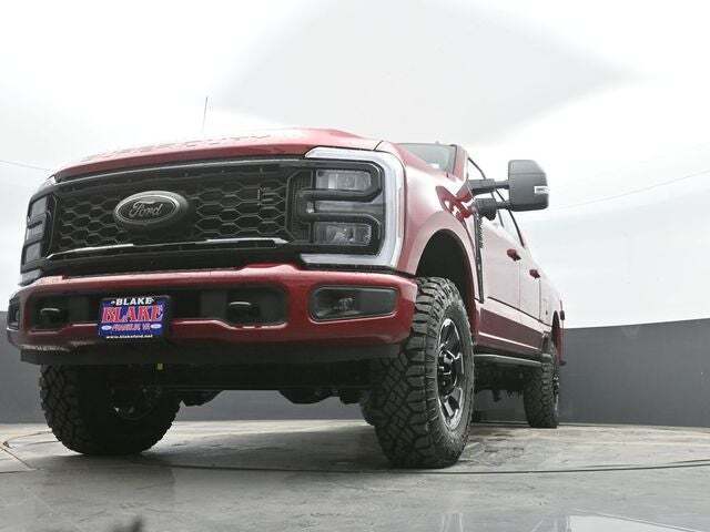 2025 Ford F-250 Super Duty XLT