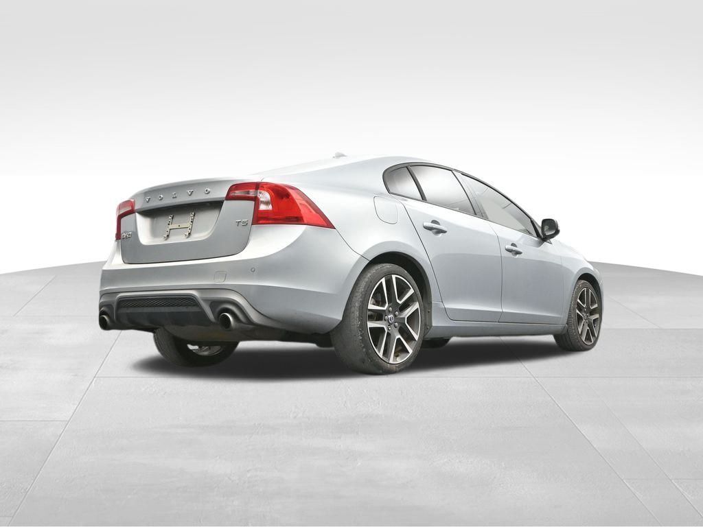 2018 Volvo S60 T5 Dynamic