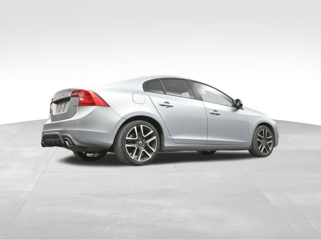 2018 Volvo S60 T5 Dynamic