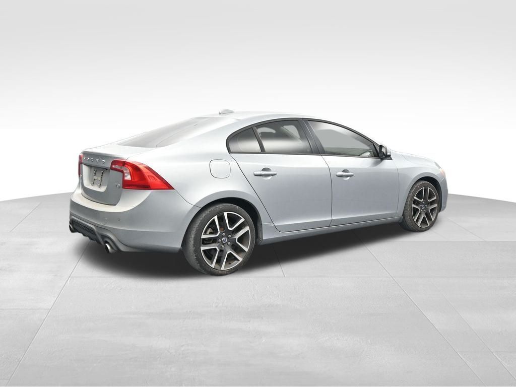 2018 Volvo S60 T5 Dynamic