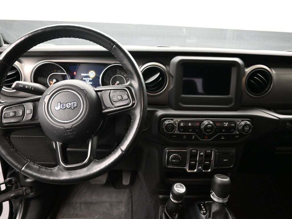 2021 Jeep Gladiator Sport