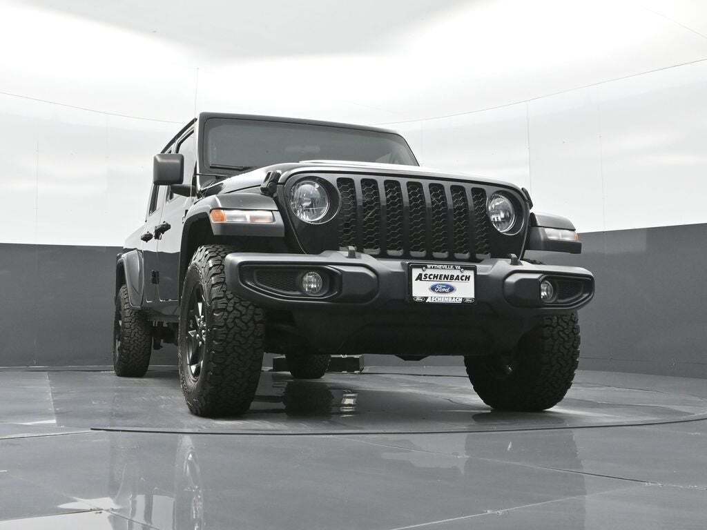 2021 Jeep Gladiator Sport