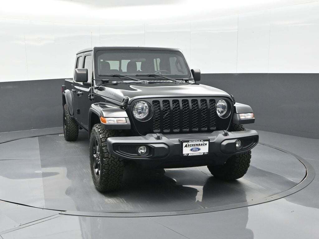 2021 Jeep Gladiator Sport