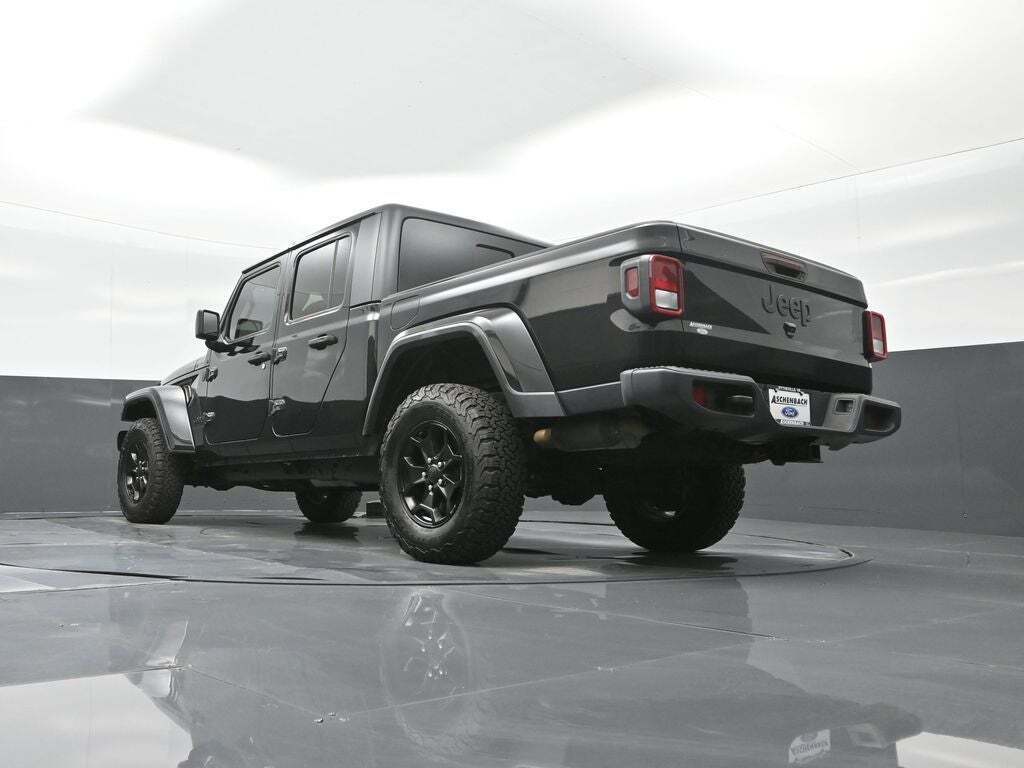 2021 Jeep Gladiator Sport