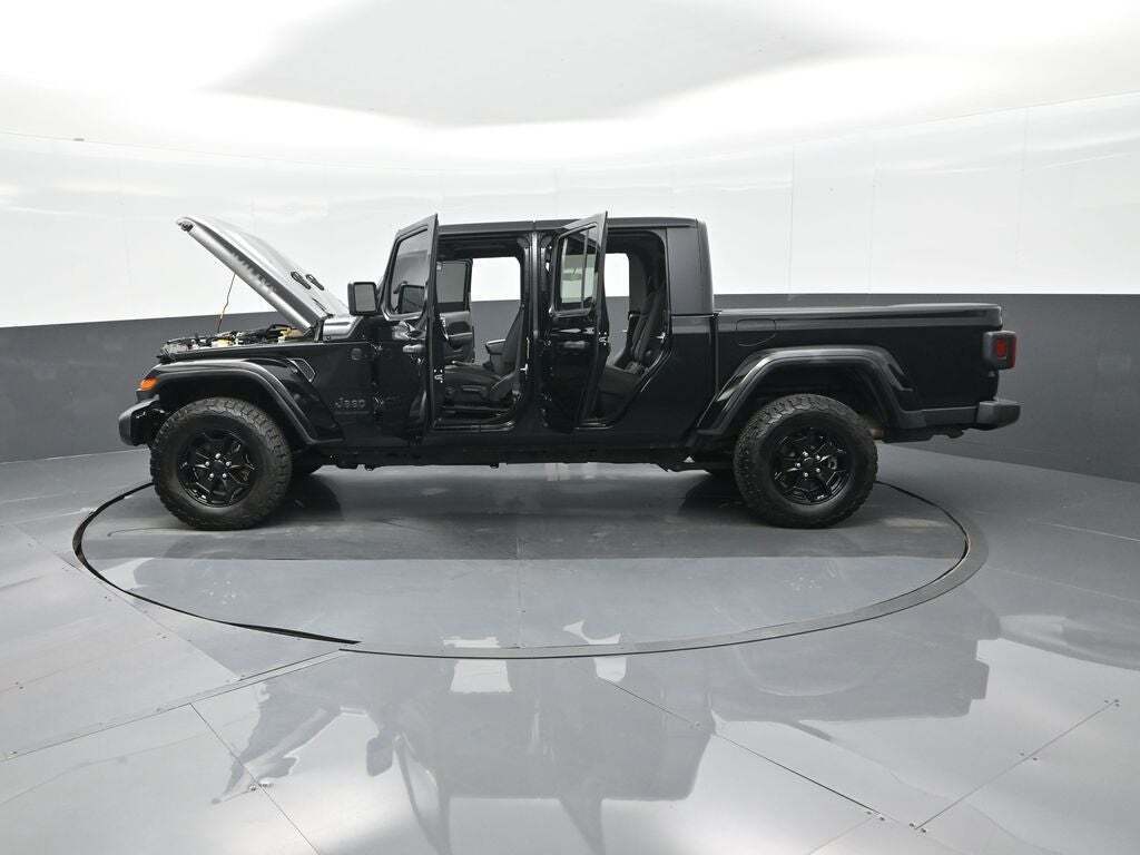 2021 Jeep Gladiator Sport
