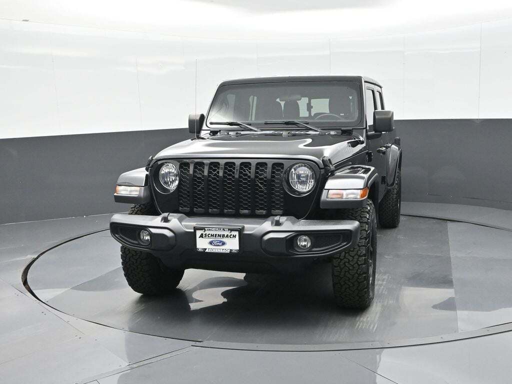 2021 Jeep Gladiator Sport