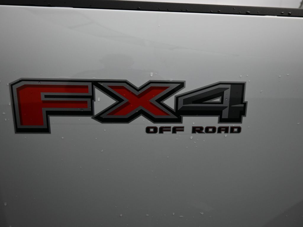 2025 Ford F-350 Super Duty XL