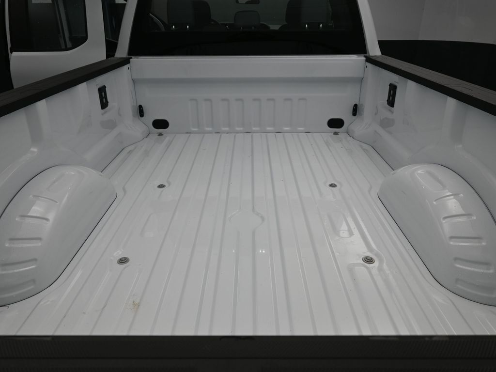 2025 Ford F-350 Super Duty XL