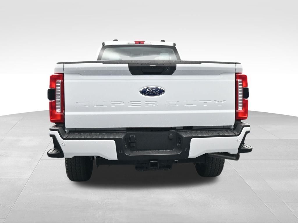 2025 Ford F-350 Super Duty XL