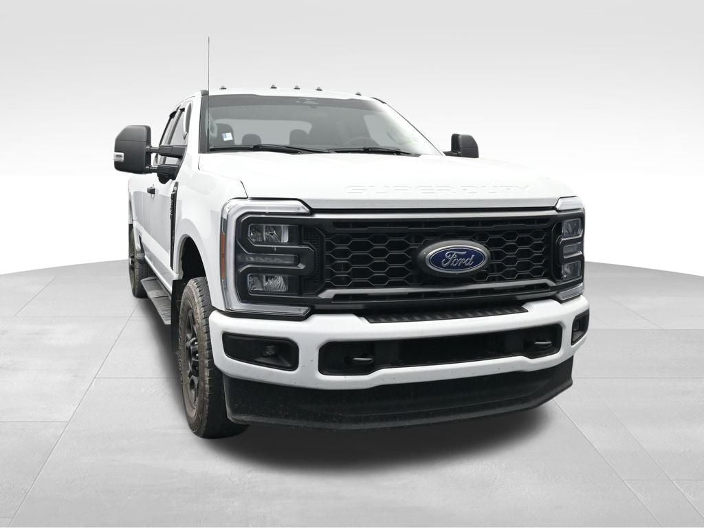 2023 Ford F-350 Super Duty XL