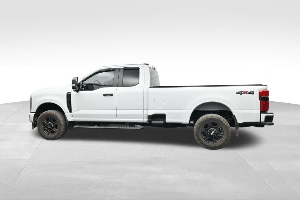 2023 Ford F-350 Super Duty XL