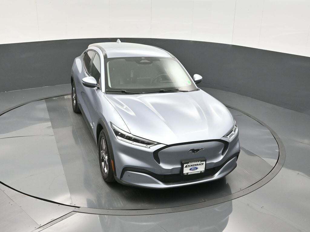 2022 Ford Mustang Mach-E Select