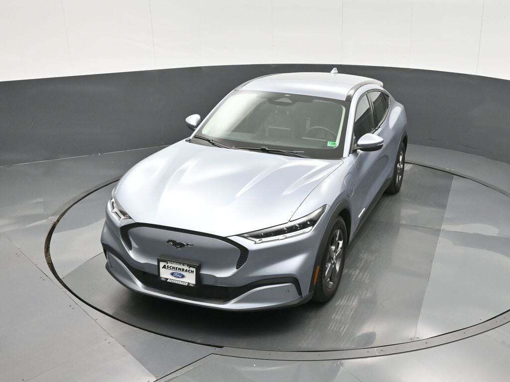 2022 Ford Mustang Mach-E Select