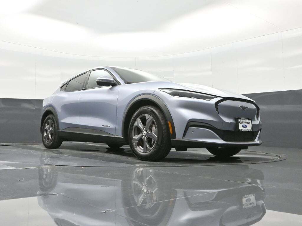 2022 Ford Mustang Mach-E Select
