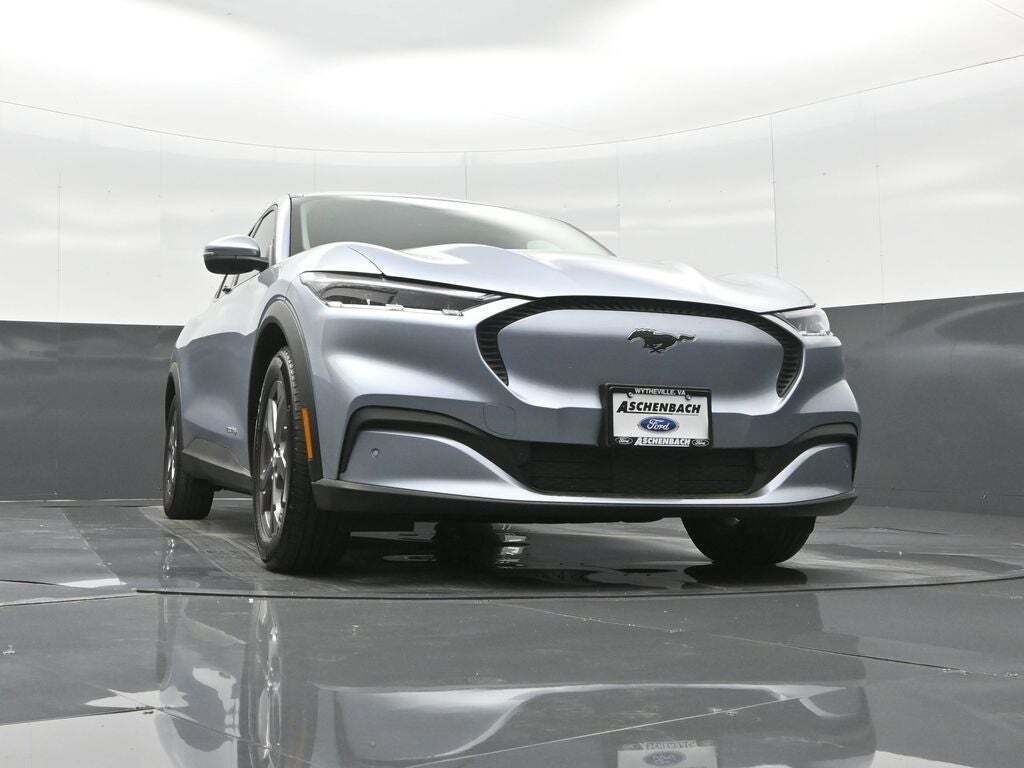 2022 Ford Mustang Mach-E Select