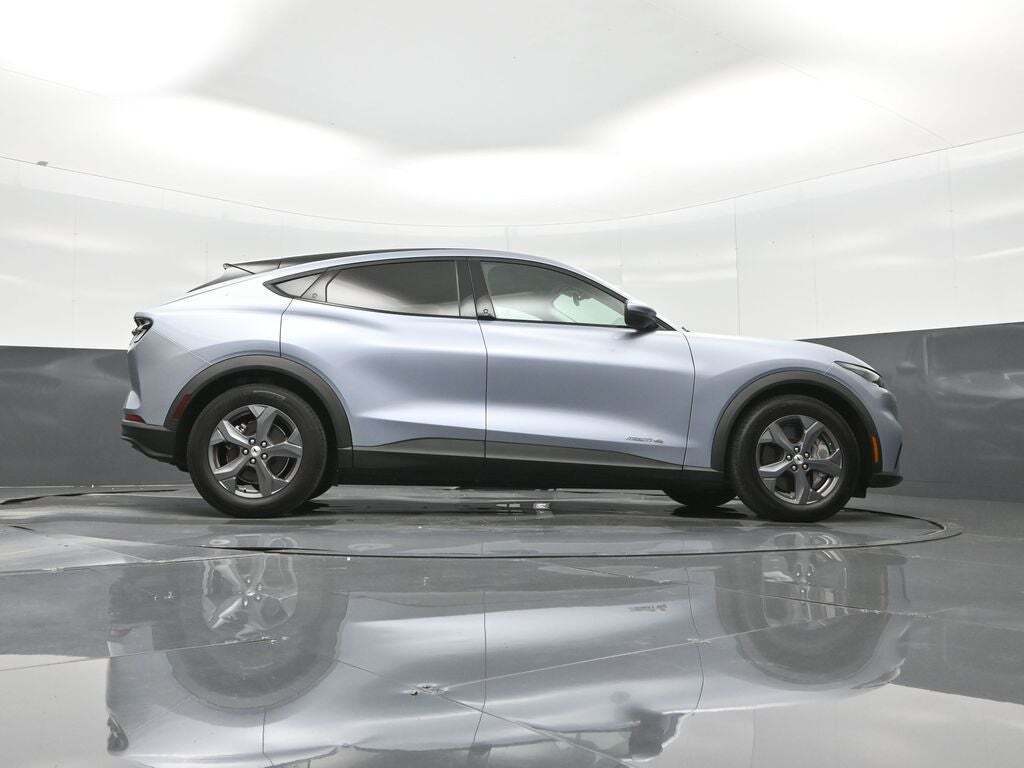 2022 Ford Mustang Mach-E Select