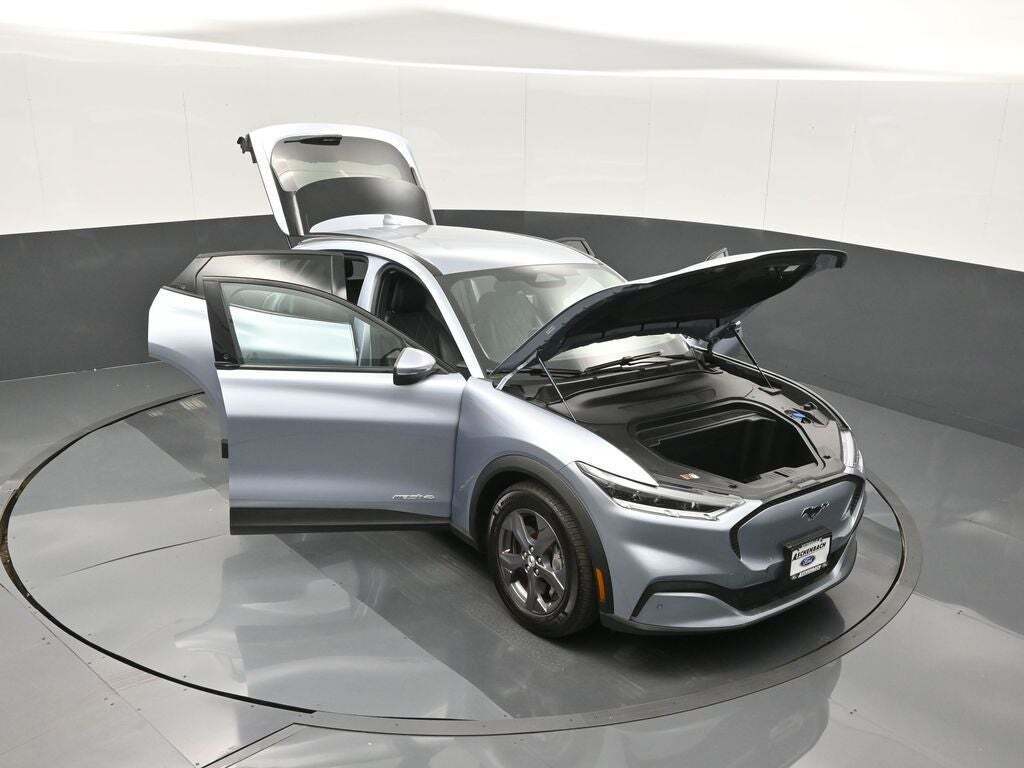 2022 Ford Mustang Mach-E Select