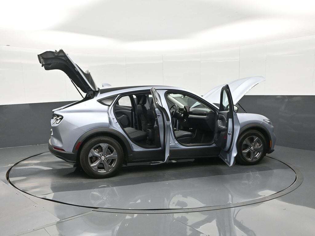 2022 Ford Mustang Mach-E Select