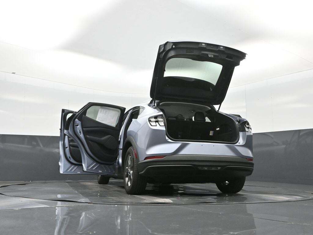 2022 Ford Mustang Mach-E Select