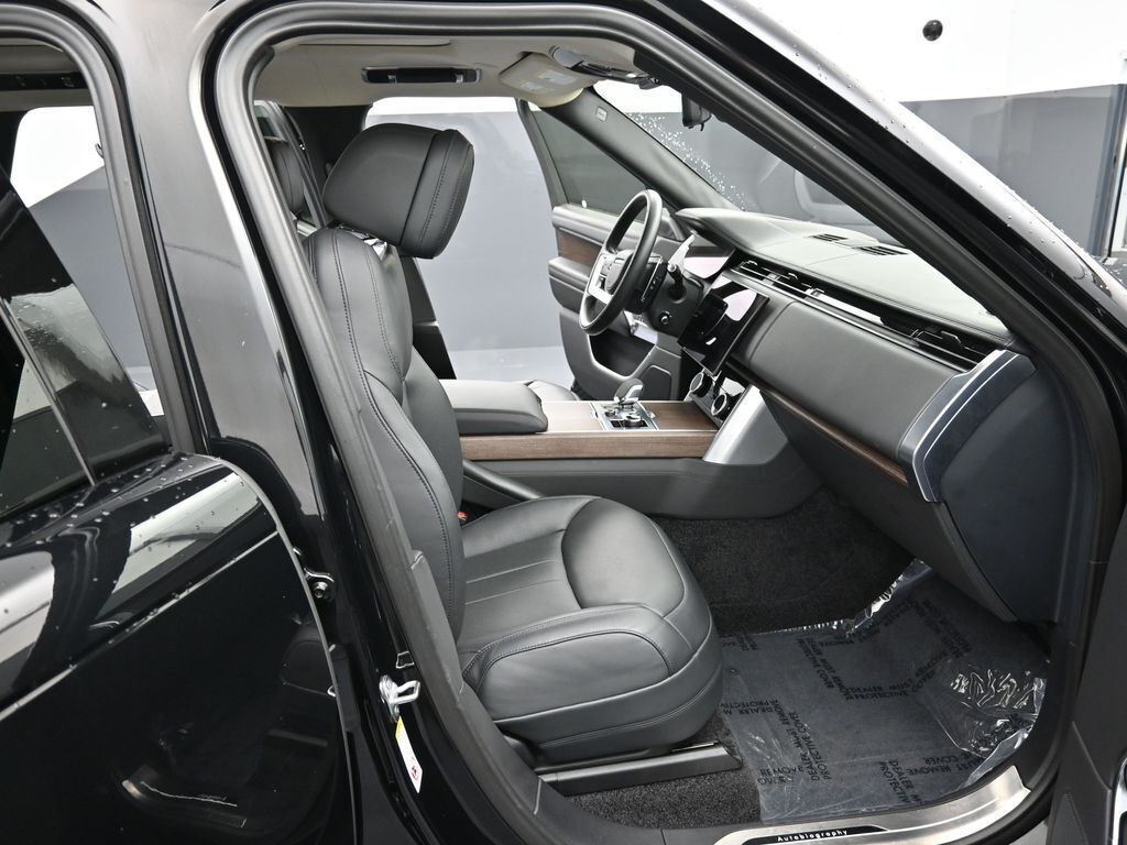 2023 Land Rover Range Rover P530 Autobiography