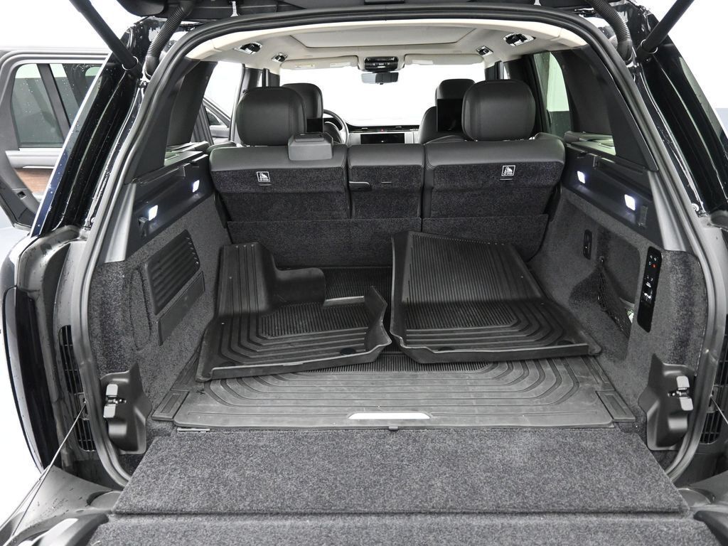2023 Land Rover Range Rover P530 Autobiography