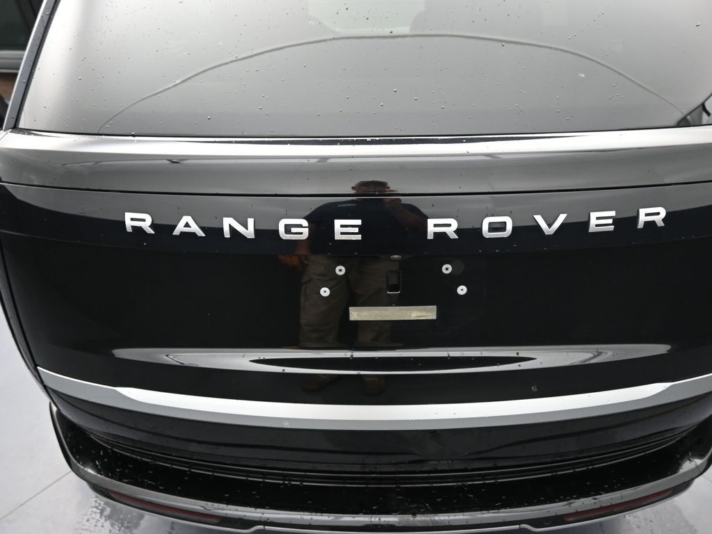 2023 Land Rover Range Rover P530 Autobiography