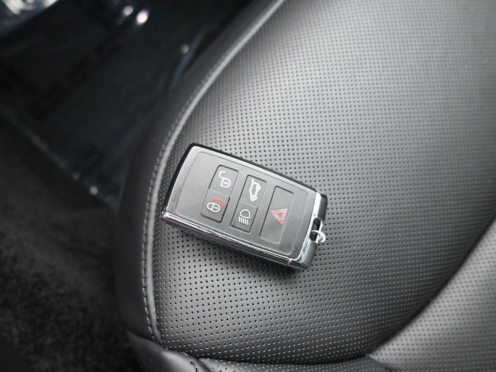 2023 Land Rover Range Rover P530 Autobiography