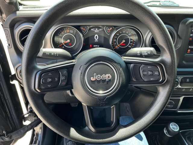 2022 Jeep Gladiator Sport