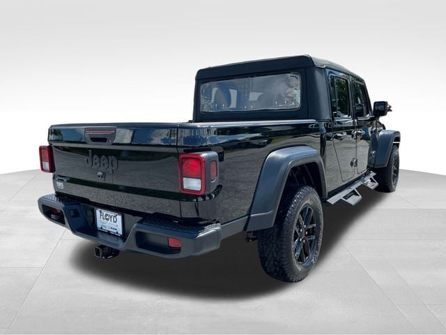 2022 Jeep Gladiator Sport