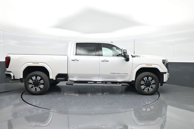 2025 GMC Sierra 3500HD Denali