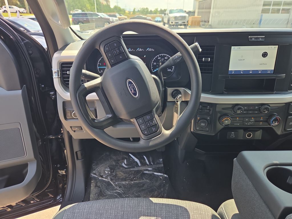 2025 Ford F-250 Super Duty XLT