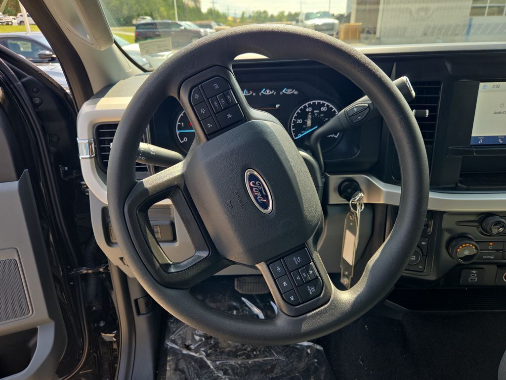 2025 Ford F-250 Super Duty XLT