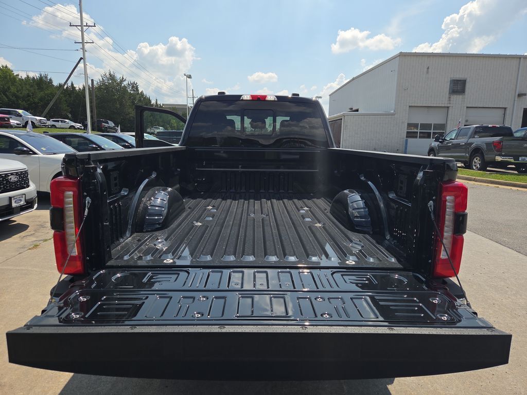 2025 Ford F-250 Super Duty XLT