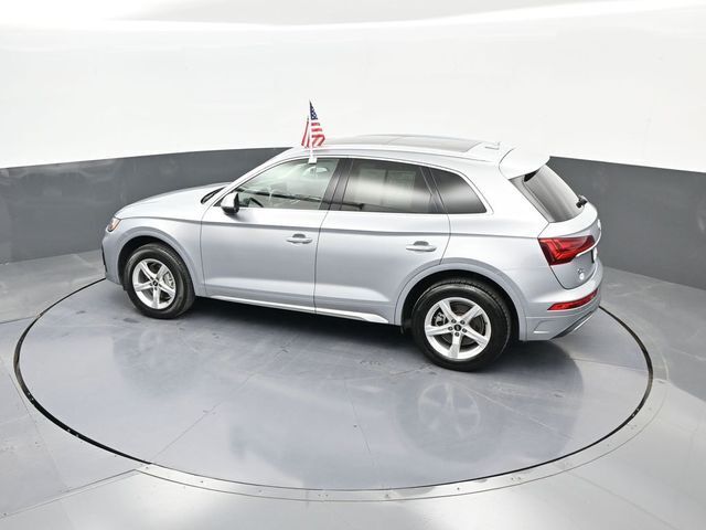2023 Audi Q5 quattro Premium 40 TFSI