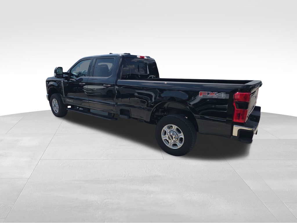 2025 Ford F-250 Super Duty XLT