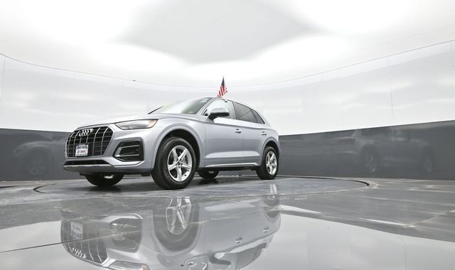 2023 Audi Q5 quattro Premium 40 TFSI