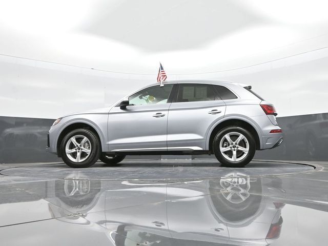 2023 Audi Q5 quattro Premium 40 TFSI
