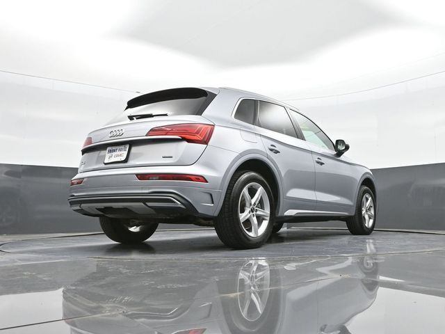 2023 Audi Q5 quattro Premium 40 TFSI