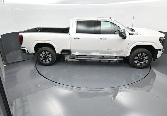 2025 GMC Sierra 3500HD Denali