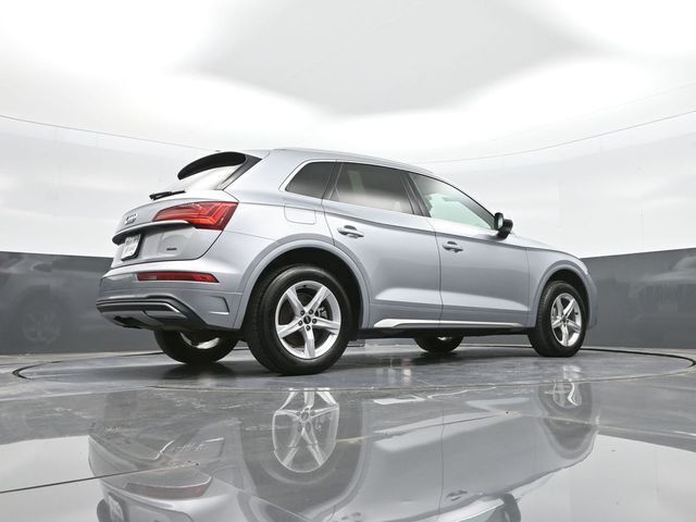 2023 Audi Q5 quattro Premium 40 TFSI
