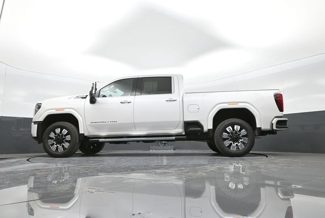 2025 GMC Sierra 3500HD Denali