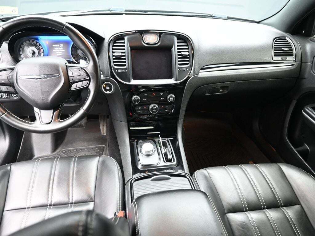 2019 Chrysler 300 S