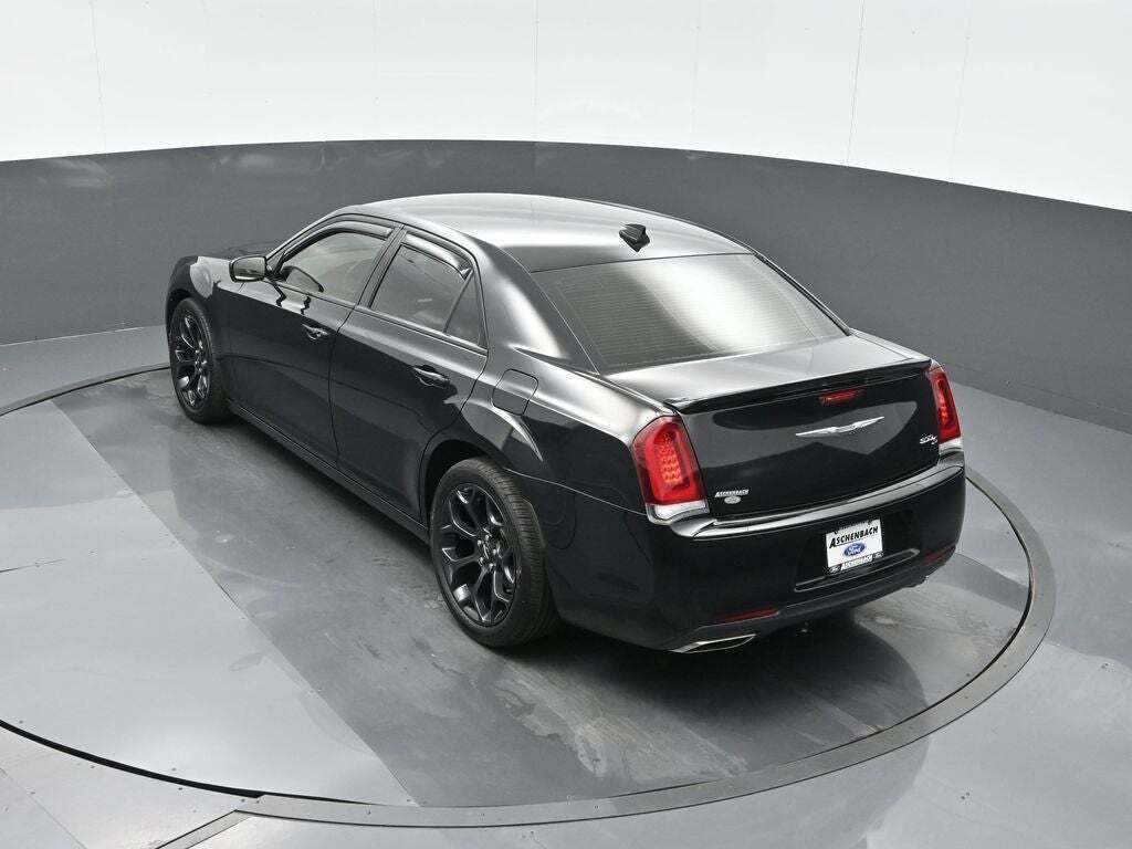 2019 Chrysler 300 S