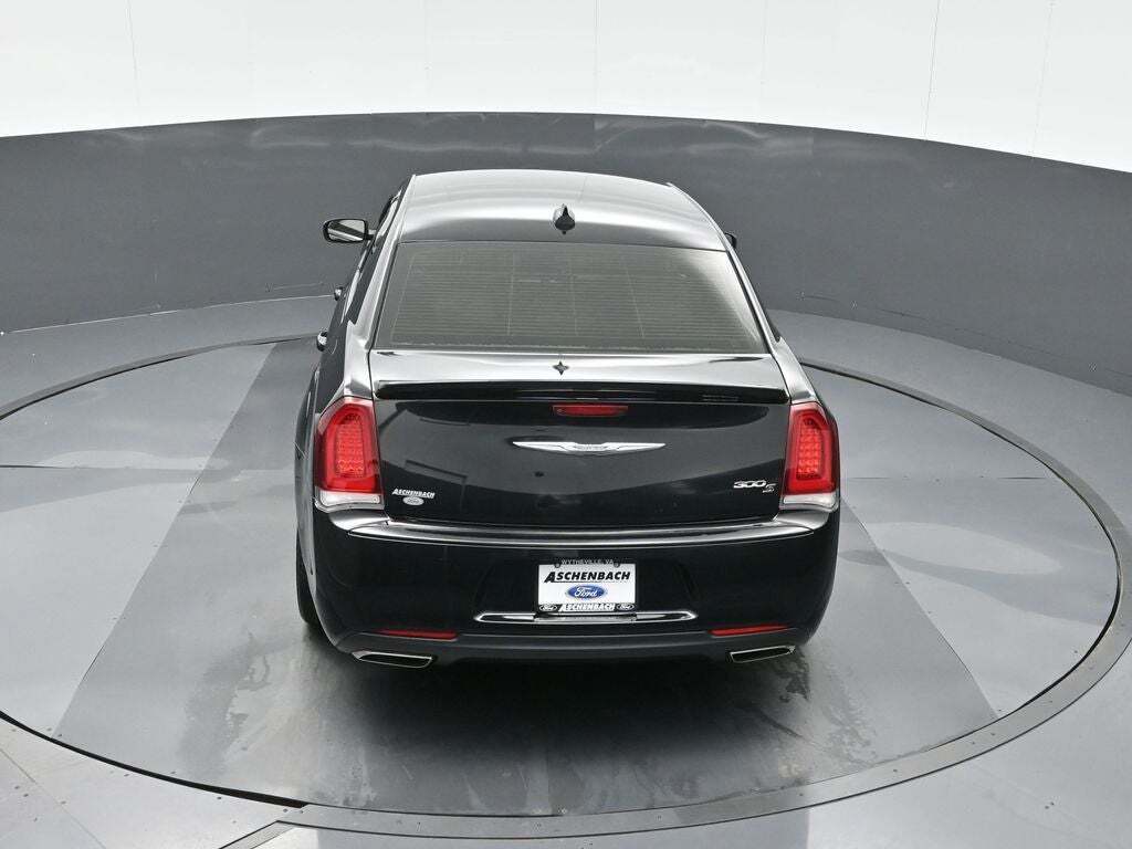 2019 Chrysler 300 S